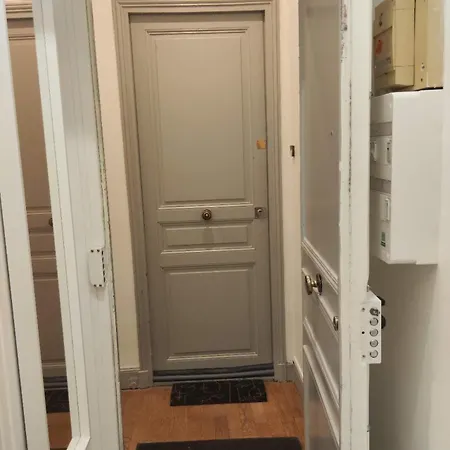 New Charming Comfortable In 10-near Metro * Parigi